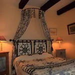 Casa-corsa D'hote * 切尔维奥内