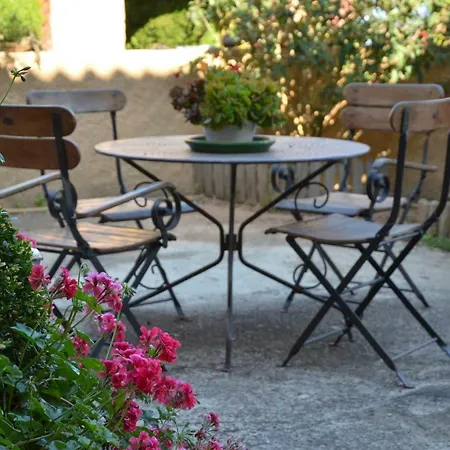 Casa-corsa D'hote فندق مبيت وإفطار *